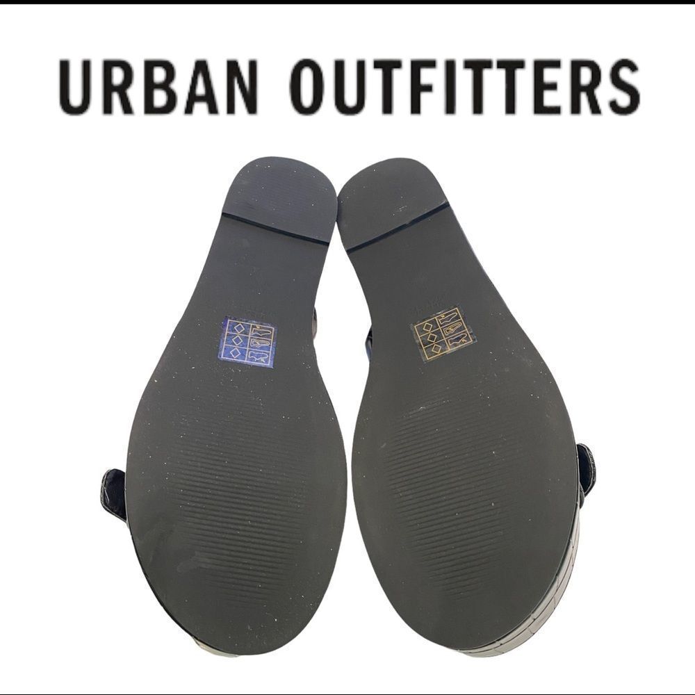 NEW Urban Outfitters UO Violet Buckle Black Flatform Platform Sandals 9 - Picture 6 of 7